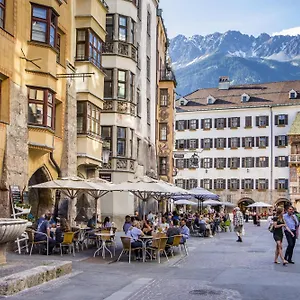 Hotel Altstadthotel Weisses Kreuz, Innsbruck